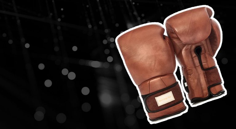 Vintage Boxing Gloves – In the Ring with Classic Style!