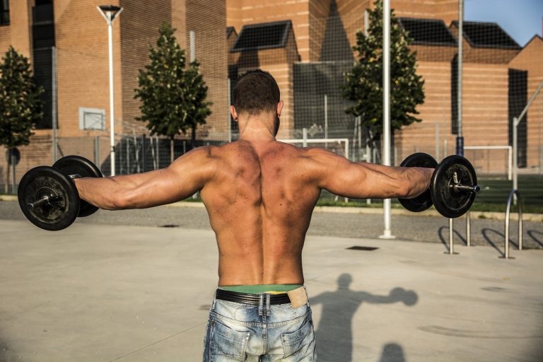 How To Get Bigger Traps: 5 Best Exercises